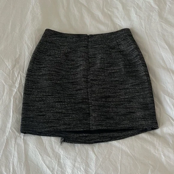 Loft Black and White Tweed Skirt - Picture 2 of 2